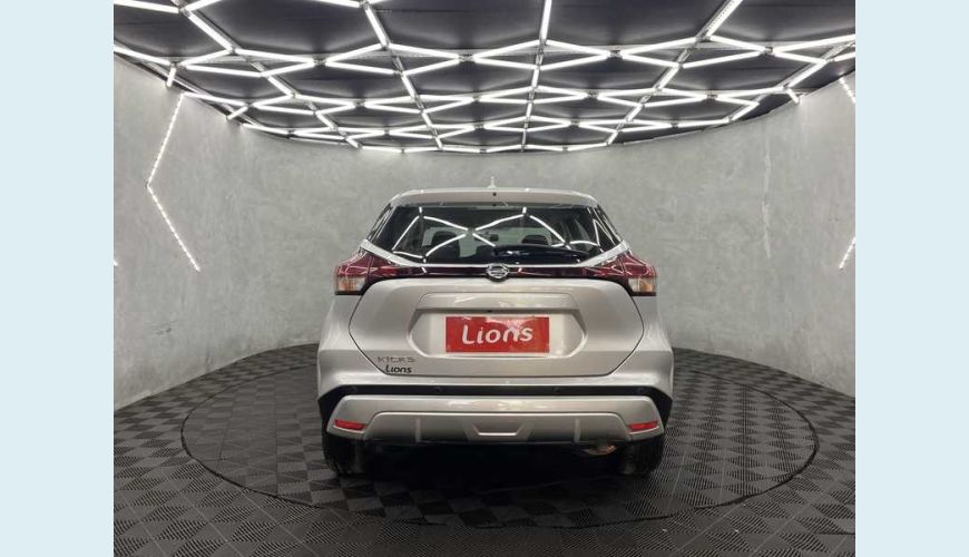 NISSAN KICKS SENSE 1.6 FLEX AUT. - PRATA - 2022 Foto 5 (Grande)