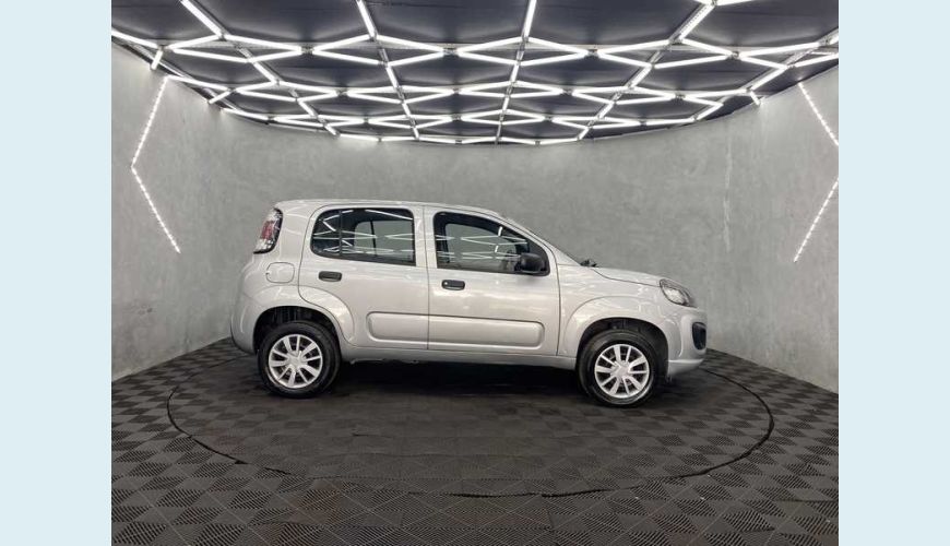 FIAT UNO ATTRACTIVE 1.0 - PRATA - 2021 Foto 5 (Grande)