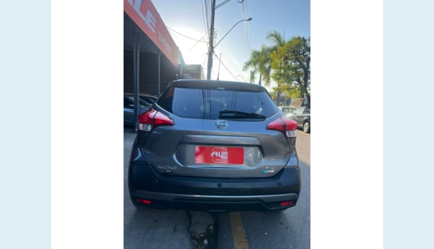 NISSAN KICKS - CINZA - 2018 Foto 5 (Grande)