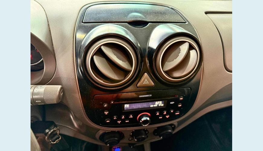 FIAT PALIO ATTRACT 1.0 - PRATA - 2013 Foto 5 (Grande)
