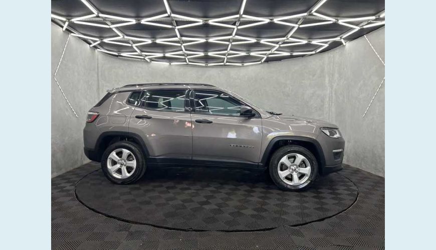 JEEP COMPASS 2.0 SPORT 4X2 AUT. FLEX - CINZA - 2018 Foto 5 (Grande)
