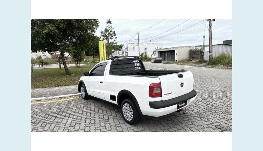 VOLKSWAGEN SAVEIRO 1.6 FLEX - BRANCO - 2013 Foto 5 (Grande)