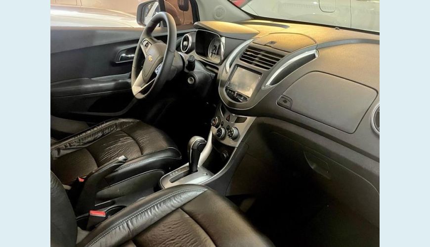 CHEVROLET TRACKER LTZ AT - BRANCO - 2015 Foto 5 (Grande)