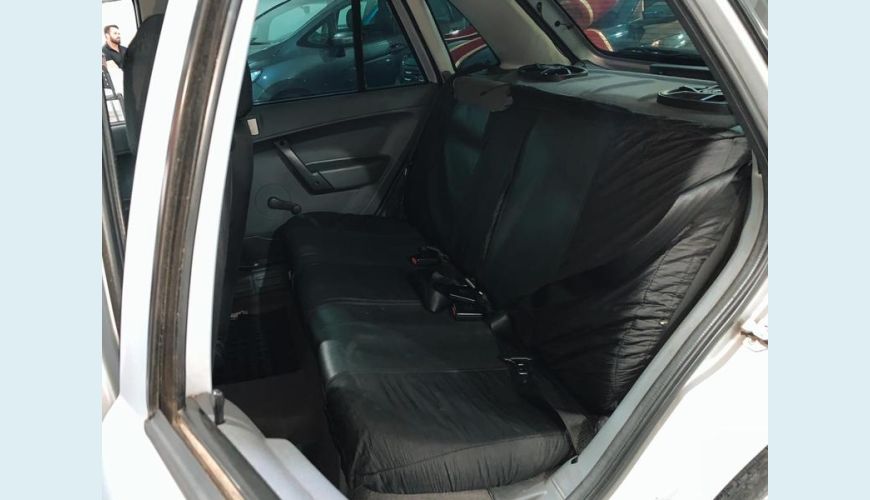 VOLKSWAGEN GOL 1.0 GIV - PRATA - 2009 Foto 5 (Grande)