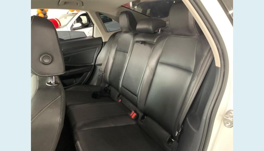 VOLKSWAGEN JETTA CL AF - BRANCO - 2018 Foto 5 (Grande)