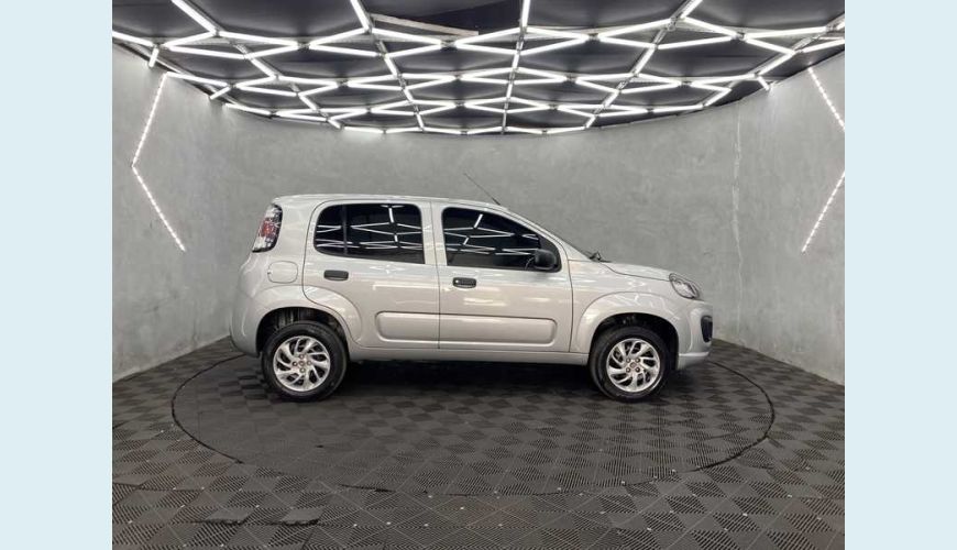 FIAT UNO ATTRACTIVE 1.0 - PRATA - 2021 Foto 5 (Grande)