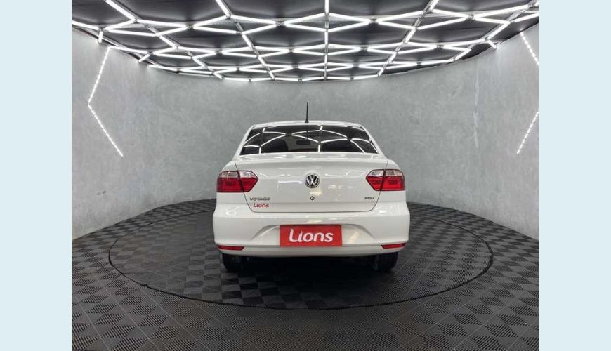 VOLKSWAGEN VOYAGE 1.6 TRENDLINE (FLEX) - BRANCO - 2018 Foto 5 (Grande)