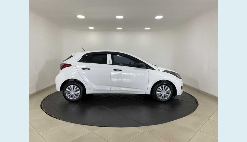 HYUNDAI HB 20 1.0 UNIQUE (FLEX) - BRANCO - 2019 Foto 5 (Grande)