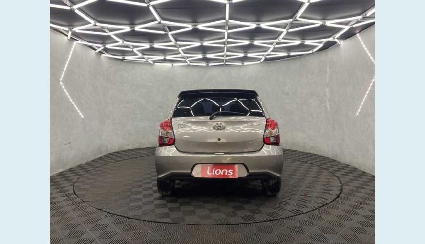 TOYOTA ETIOS X PLUS 1.5 (AUT) (FLEX) - CINZA - 2019 Foto 5 (Grande)