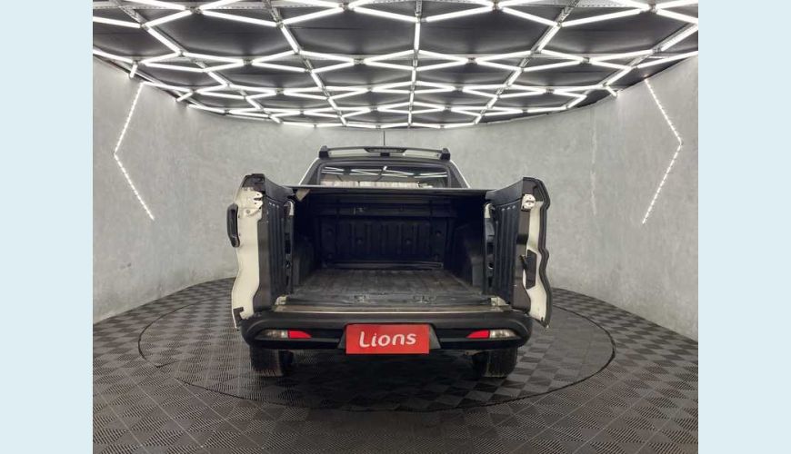 FIAT TORO FREEDOM 1.3 TURBO (FLEX) (AUT) - BRANCO - 2022 Foto 5 (Grande)