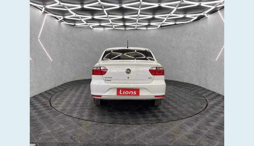 VOLKSWAGEN VOYAGE 1.6 TRENDLINE (FLEX) - BRANCO - 2018 Foto 5 (Grande)