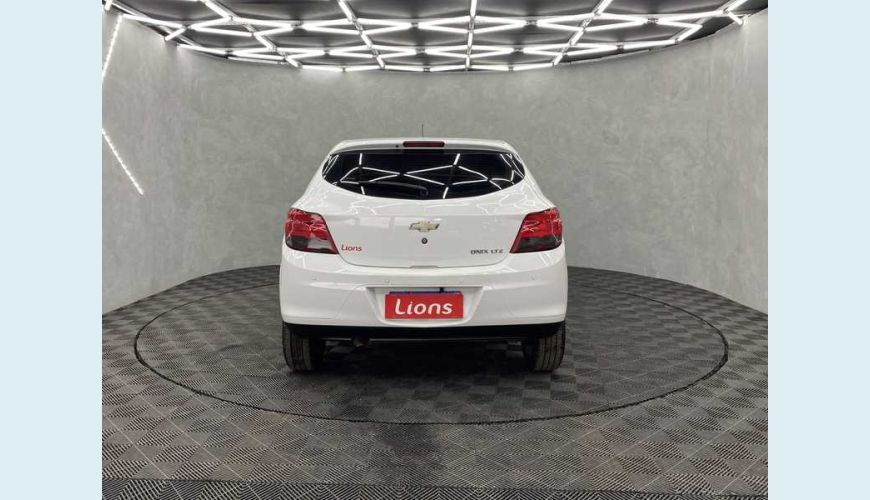 CHEVROLET ONIX 1.4 LTZ SPE/4 (AUT) - BRANCO - 2014 Foto 5 (Grande)