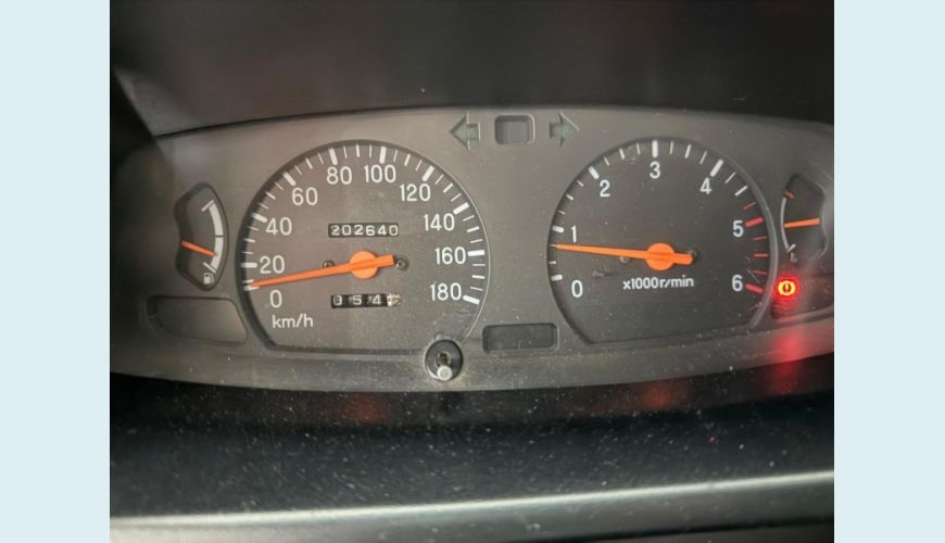 MITSUBISHI L-200 SPORT 4X4 GLS 2.5 - PRATA - 2006 Foto 5 (Grande)