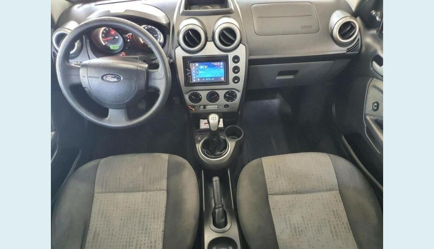 FORD FIESTA SEDAN 1.6 8V FLEX 4P - PRATA - 2014 Foto 5 (Grande)