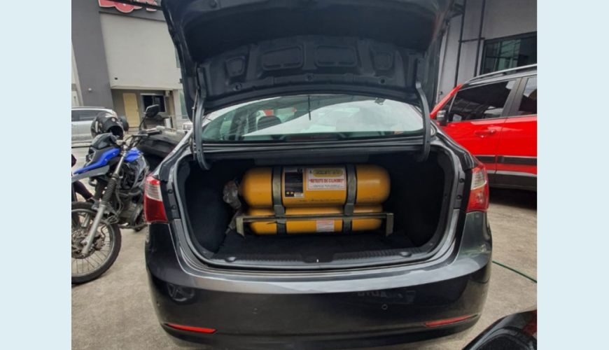 HYUNDAI HB 20S PREMIUM 1.6 FLEX 16V AUT. 4P - PRATA - 2014 Foto 5 (Grande)