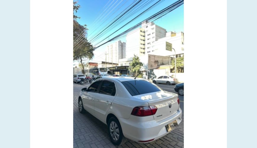 VOLKSWAGEN VOYAGE - BRANCO - 2014 Foto 5 (Grande)