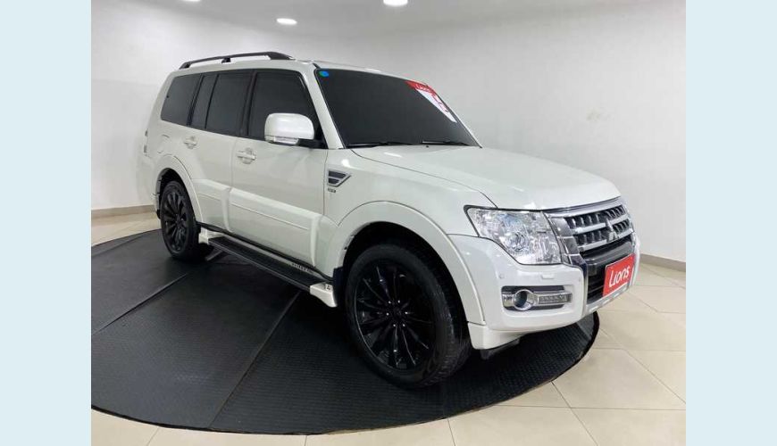 MITSUBISHI PAJERO FULL HPE 3.8 3P - BRANCO - 2015 Foto 5 (Grande)