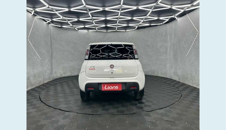 FIAT UNO ATTRACTIVE 1.0 - BRANCO - 2021 Foto 5 (Grande)