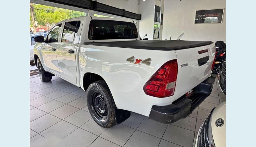 TOYOTA HILUX CDLOWM4FD - BRANCO - 2021 Foto 5 (Grande)
