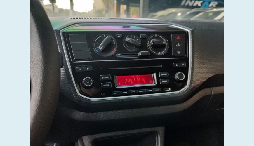 VOLKSWAGEN UP FLEX MANUAL 4P - VERMELHO - 2020 Foto 5 (Grande)