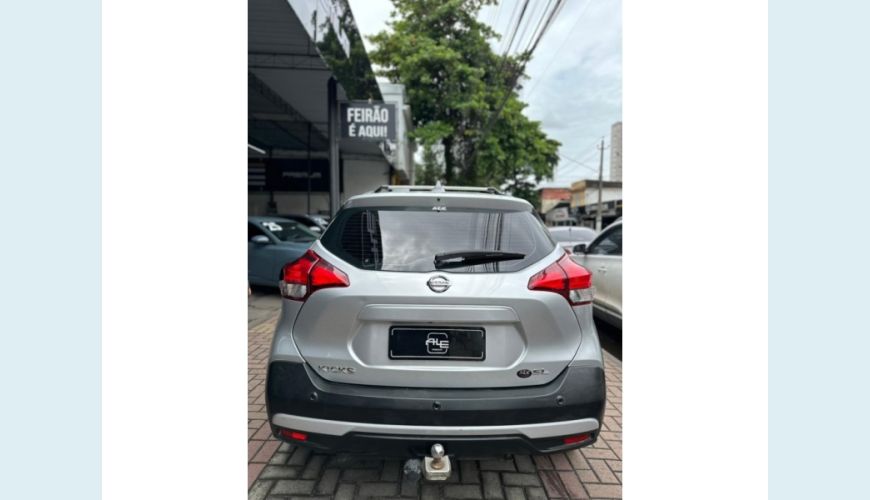 NISSAN KICKS FLEX AUT. 4P - PRATA - 2017 Foto 5 (Grande)