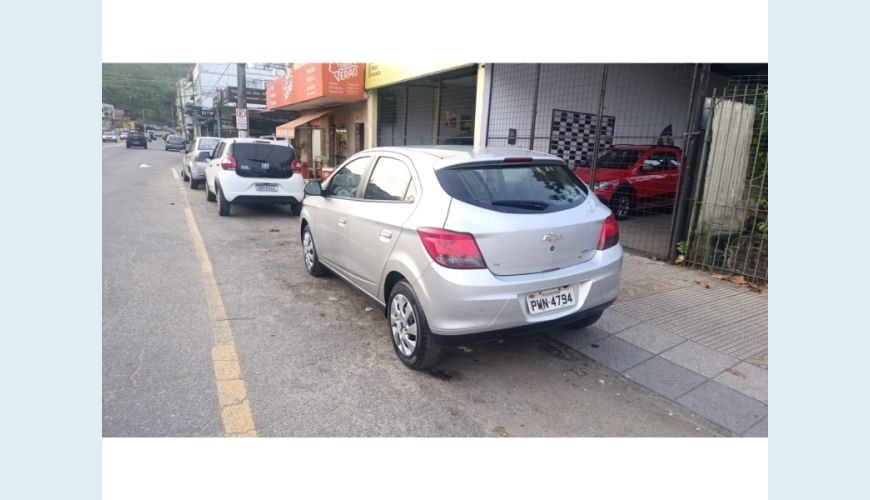 CHEVROLET ONIX FLEX MANUAL 4P - PRATA - 2015 Foto 5 (Grande)