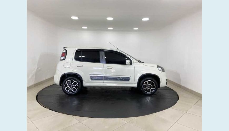 FIAT UNO SPORTING 1.4 8V FLEX MANUAL 4P - BRANCO - 2015 Foto 5 (Grande)