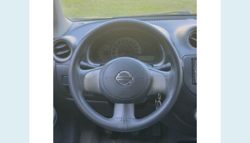 NISSAN MARCH FLEX MANUAL 4P - PRATA - 2014 Foto 5 (Grande)