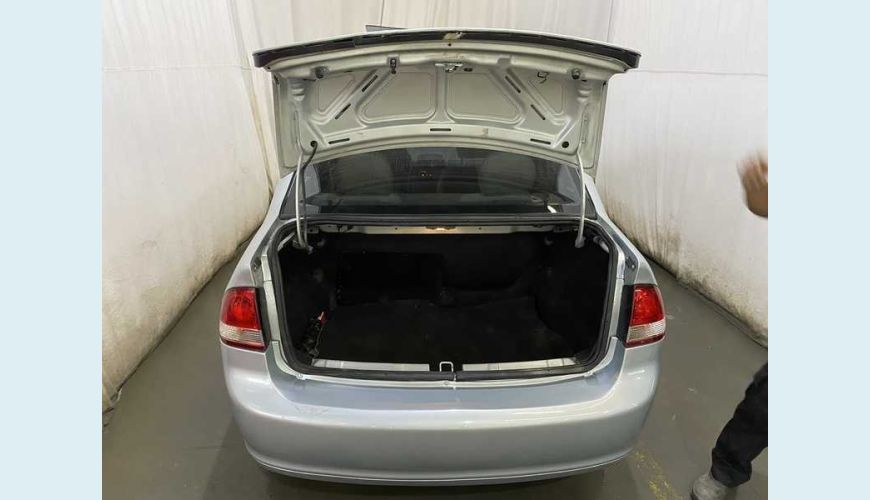 CHEVROLET CLASSIC 1.0 VHC FLEX MANUAL 4P - PRATA - 2011 Foto 5 (Grande)