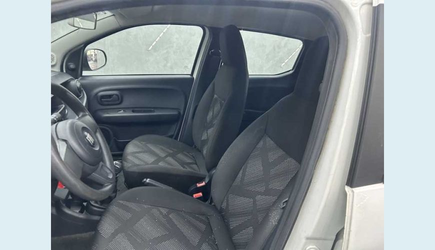 FIAT MOBI LIKE 1.0 FLEX MANUAL 4P - BRANCO - 2024 Foto 5 (Grande)