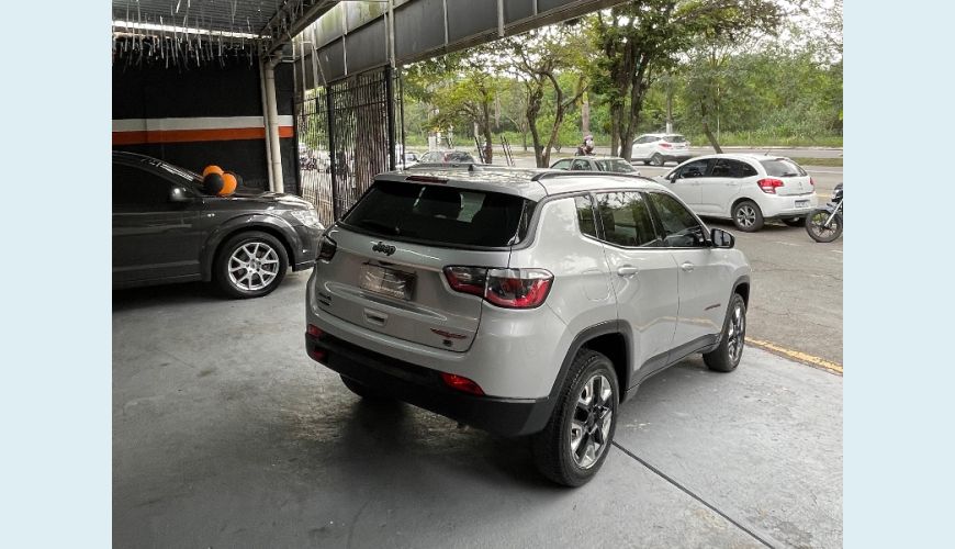 JEEP COMPASS TRAILHAWK 2.0 16V FLEX AUT. 4P - CINZA - 2017 Foto 5 (Grande)