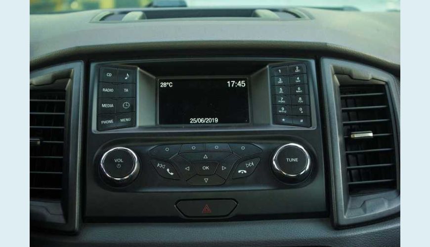 FORD RANGER XLS 2.2 FLEX AUT. 4P - PRATA - 2017 Foto 5 (Grande)