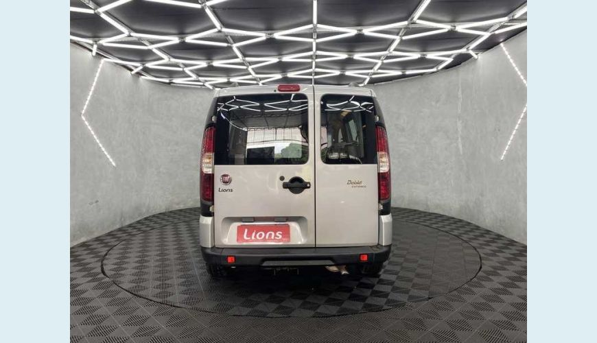 FIAT DOBLO ESSENCE 1.8 16V FLEX MANUAL 4P - PRATA - 2021 Foto 5 (Grande)