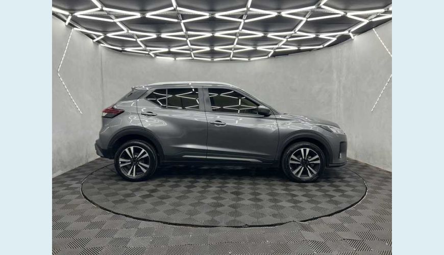 NISSAN KICKS ADVANCE 1.6 FLEX MANUAL 4P - CINZA - 2022 Foto 5 (Grande)