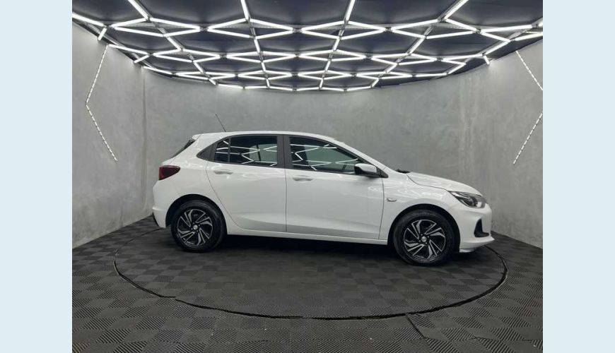 CHEVROLET ONIX LT 1.0 TURBO FLEX MANUAL 4P - BRANCO - 2024 Foto 5 (Grande)