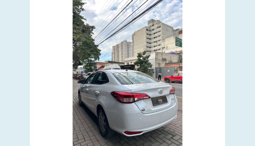 TOYOTA YARIS FLEX AUT. 4P - BRANCO - 2021 Foto 5 (Grande)