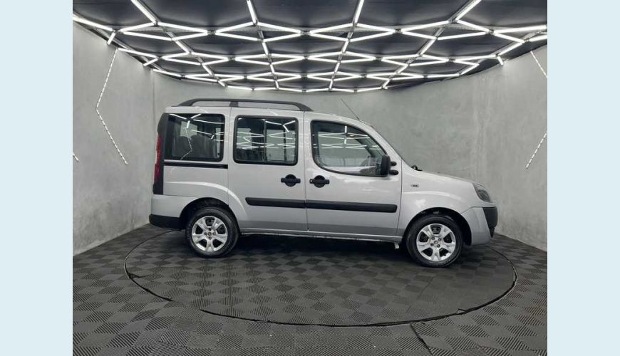 FIAT DOBLO ESSENCE 1.8 16V FLEX MANUAL 4P - PRATA - 2021 Foto 5 (Grande)