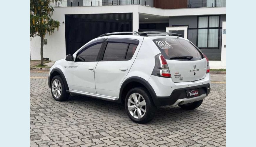 RENAULT SANDERO STEPWAY 1.6 16V FLEX AUT. 4P - BRANCO - 2014 Foto 5 (Grande)