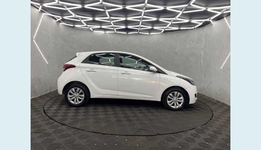HYUNDAI HB 20 COMFORT PLUS 1.6 FLEX MANUAL 4P - BRANCO - 2019 Foto 5 (Grande)