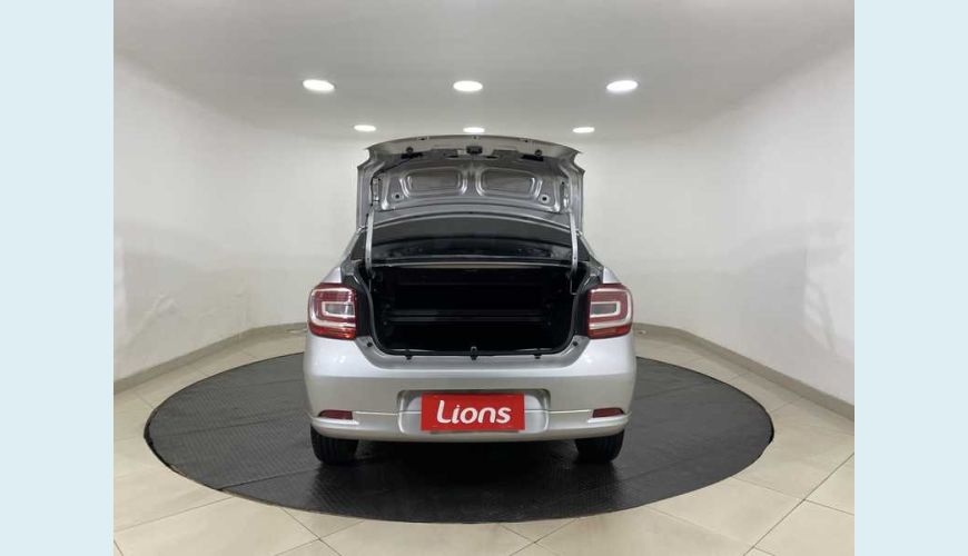 RENAULT LOGAN AUTHENTIQUE 1.0 12V FLEX MANUAL 4P - PRATA - 2018 Foto 5 (Grande)