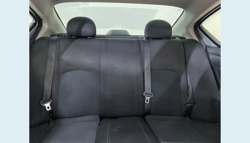 NISSAN VERSA UNIQUE 1.6 16V FLEX MANUAL 4P - PRATA - 2016 Foto 5 (Grande)