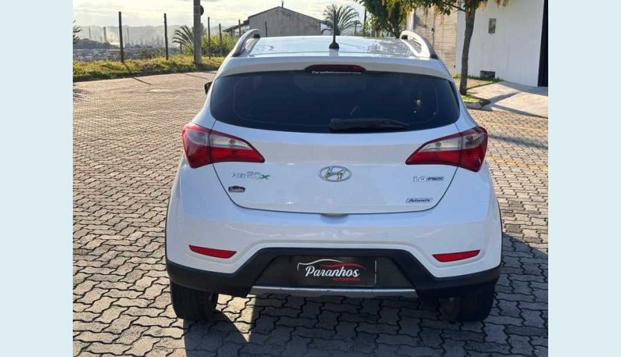 HYUNDAI HB 20X PREMIUM 1.6 FLEX AUT. 4P - BRANCO - 2015 Foto 5 (Grande)