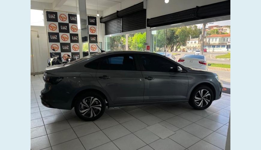 VOLKSWAGEN VIRTUS COMFORTLINE 1.0 200 TSI FLEX MANUAL 4P - PRATA - 2024 Foto 5 (Grande)