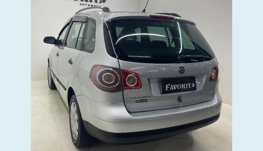 VOLKSWAGEN VOLKSWAGEN SPACEFOX TREND 1.6 8V FLEX MANUAL 4P - PRATA - 2010 Foto 5 (Grande)