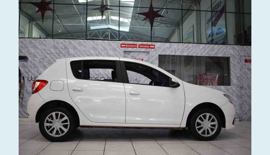 RENAULT RENAULT SANDERO EXPRESSION 1.6 8V FLEX MANUAL 4P - BRANCO - 2015 Foto 5 (Grande)