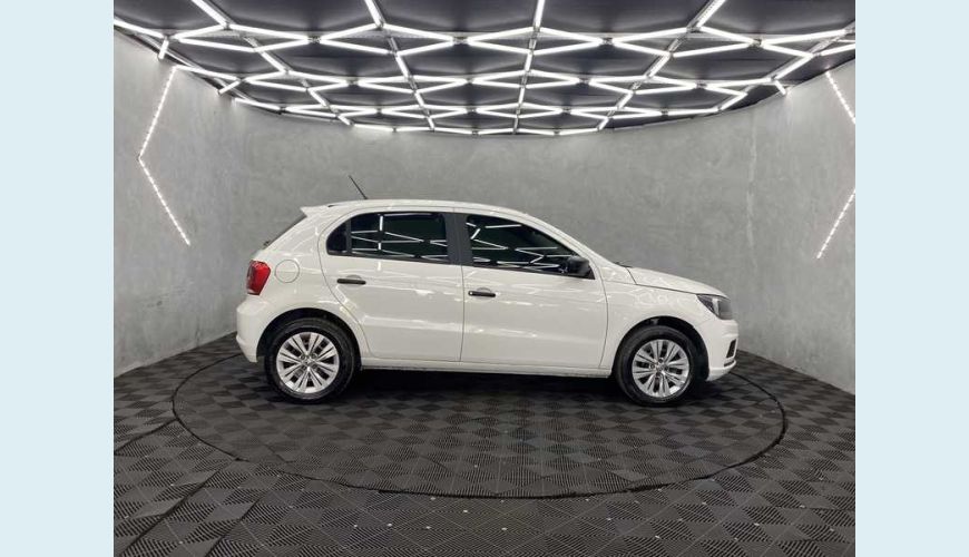 VOLKSWAGEN VOLKSWAGEN GOL 1.6 FLEX MANUAL 4P - BRANCO - 2022 Foto 5 (Grande)