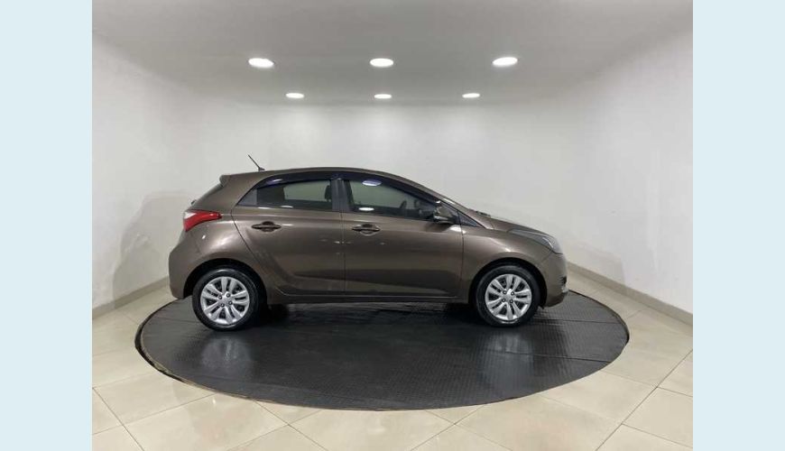 HYUNDAI HYUNDAI HB 20 COMFORT 1.0 FLEX MANUAL 4P - MARROM - 2016 Foto 5 (Grande)