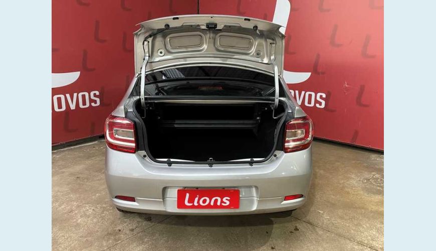 RENAULT RENAULT LOGAN AUTHENTIQUE 1.0 12V FLEX MANUAL 4P - PRATA - 2018 Foto 5 (Grande)