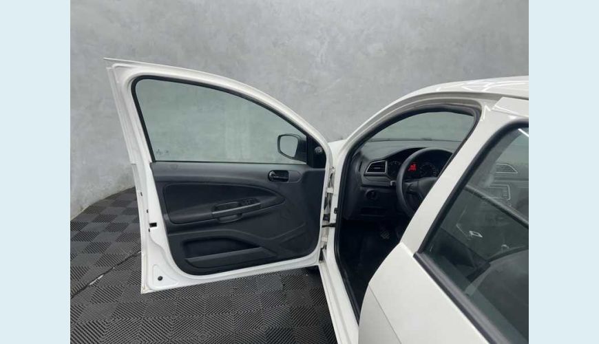 VOLKSWAGEN VOLKSWAGEN VOYAGE 1.0 MPI FLEX MANUAL 4P - BRANCO - 2023 Foto 5 (Grande)