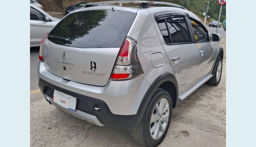 RENAULT RENAULT SANDERO STEPWAY HI-POWER 1.6 8V FLEX MANUAL 4P - PRATA - 2012 Foto 5 (Grande)